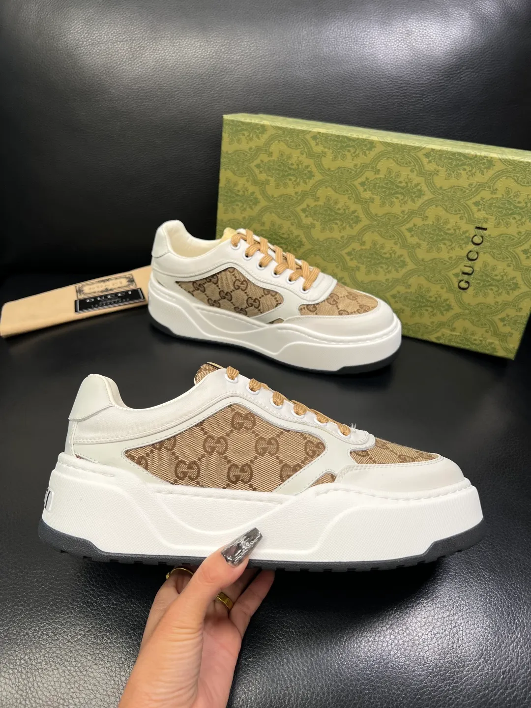 Men's shoes 💰820 Gucci high quality top crafts Gucci counter new original factory configuration, imported cowhide patchwork fabric from Italy, imported cowhide lining, breathable and comfortable, sole: original factory special supply original sole super comfortable, original factory and single goods, welcome to compare, code number 38-44 (customized 45 46)